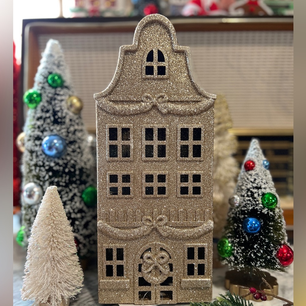 ✨NEW⚜️Target Wondershop Gold Glitter Christmas Village Building🎄